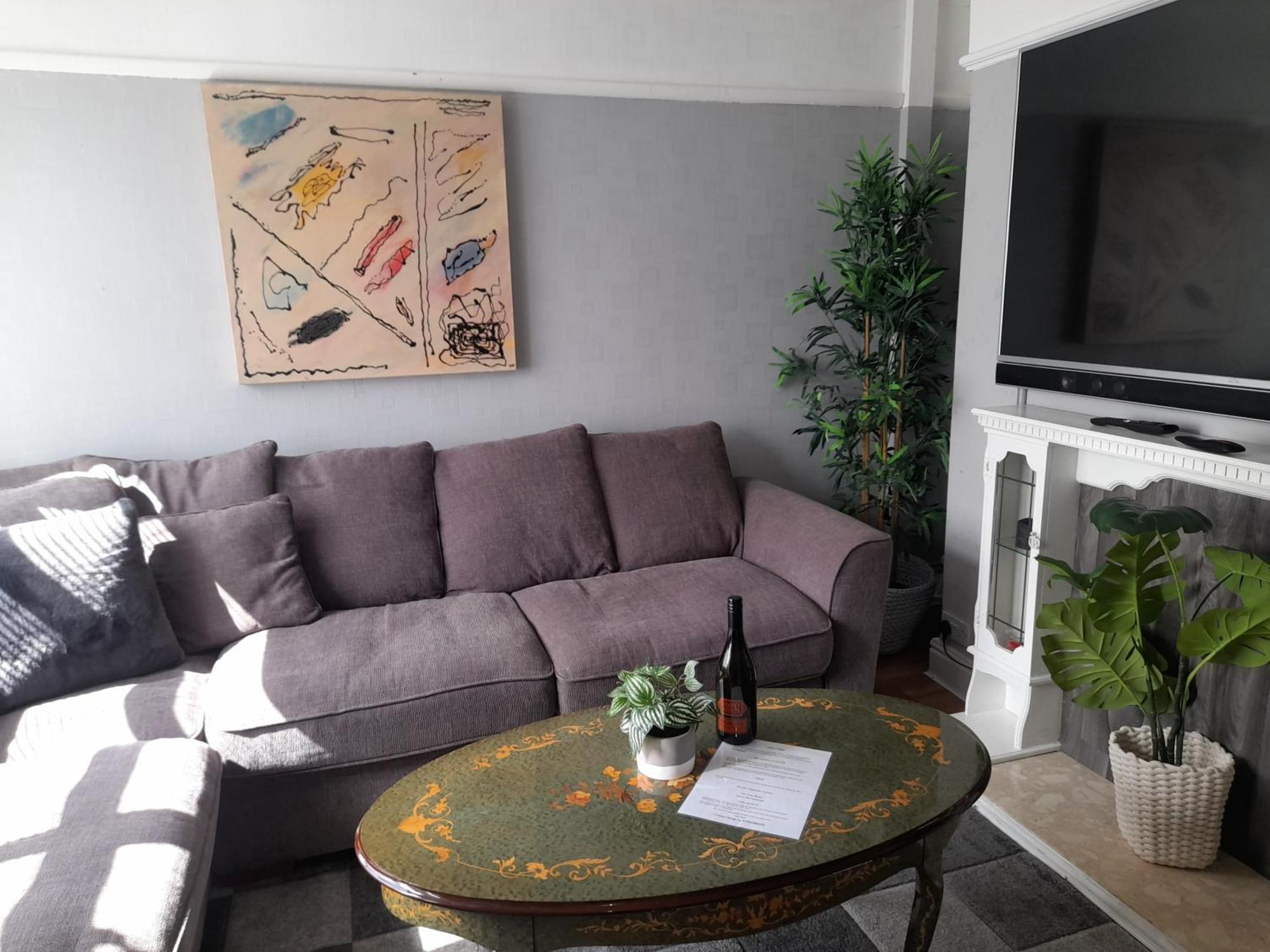 Bright 4-Bed House 15 Min To Manchester Centre Villa Esterno foto